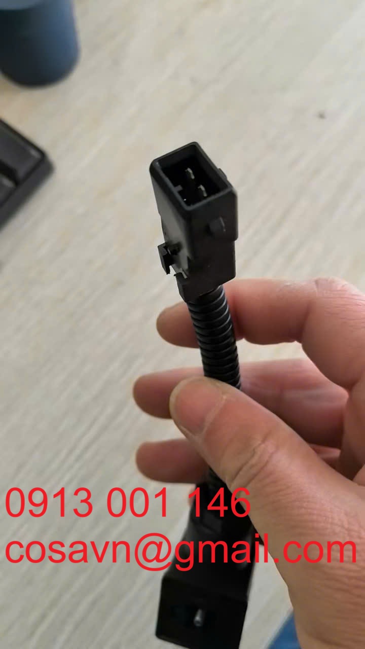 Đầu nối điện ô tô 3 chân